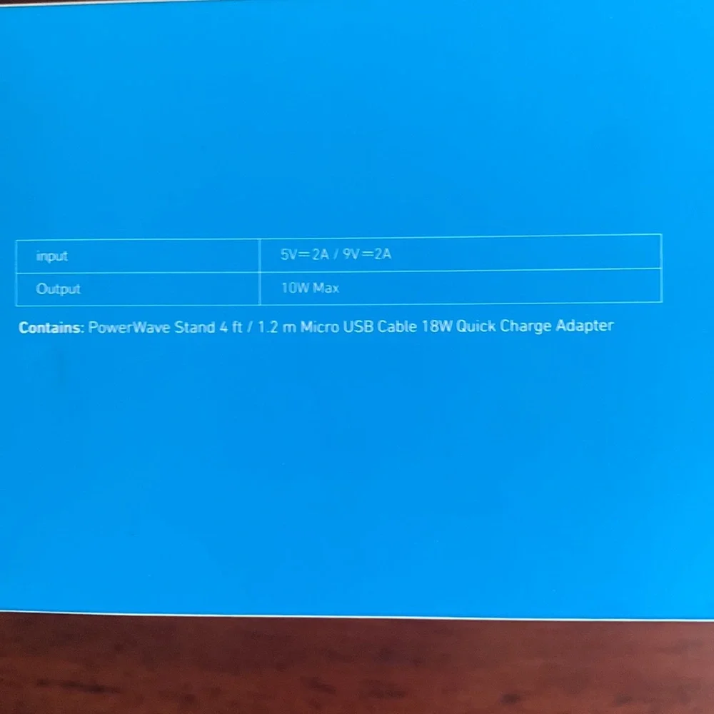 ANKER BRAND NEW IN SEALED BOX EFFORTLESS WIRELESS CHARGER